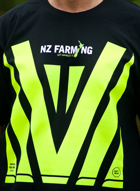 The Contractor Tshirt - NZ Farming Store